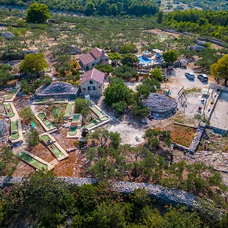 Holiday home Gabelot